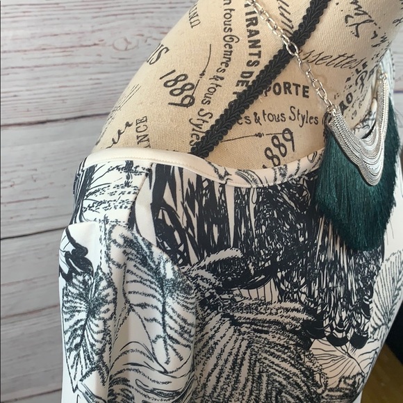 SOON MATERNITY MRYA DRESS NWT - Picture 12 of 16